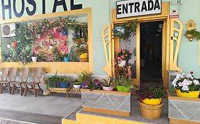 Hostal Fuente Del Pino